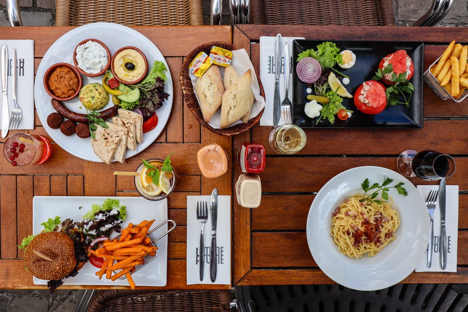 L'Ultime Atome restaurant